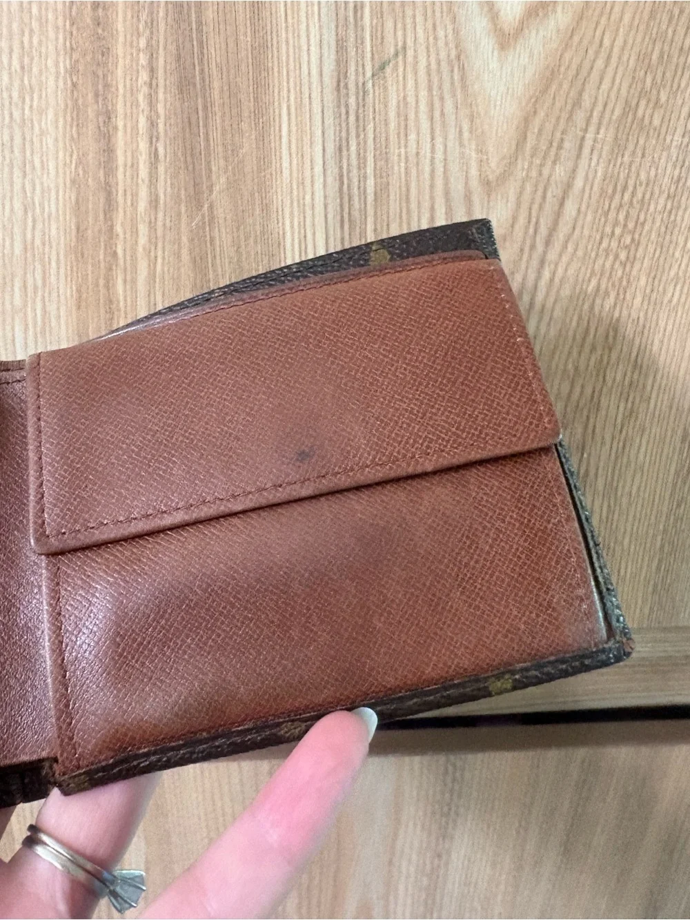 Authentic Louis Vuitton Monogram Bifold Wallet